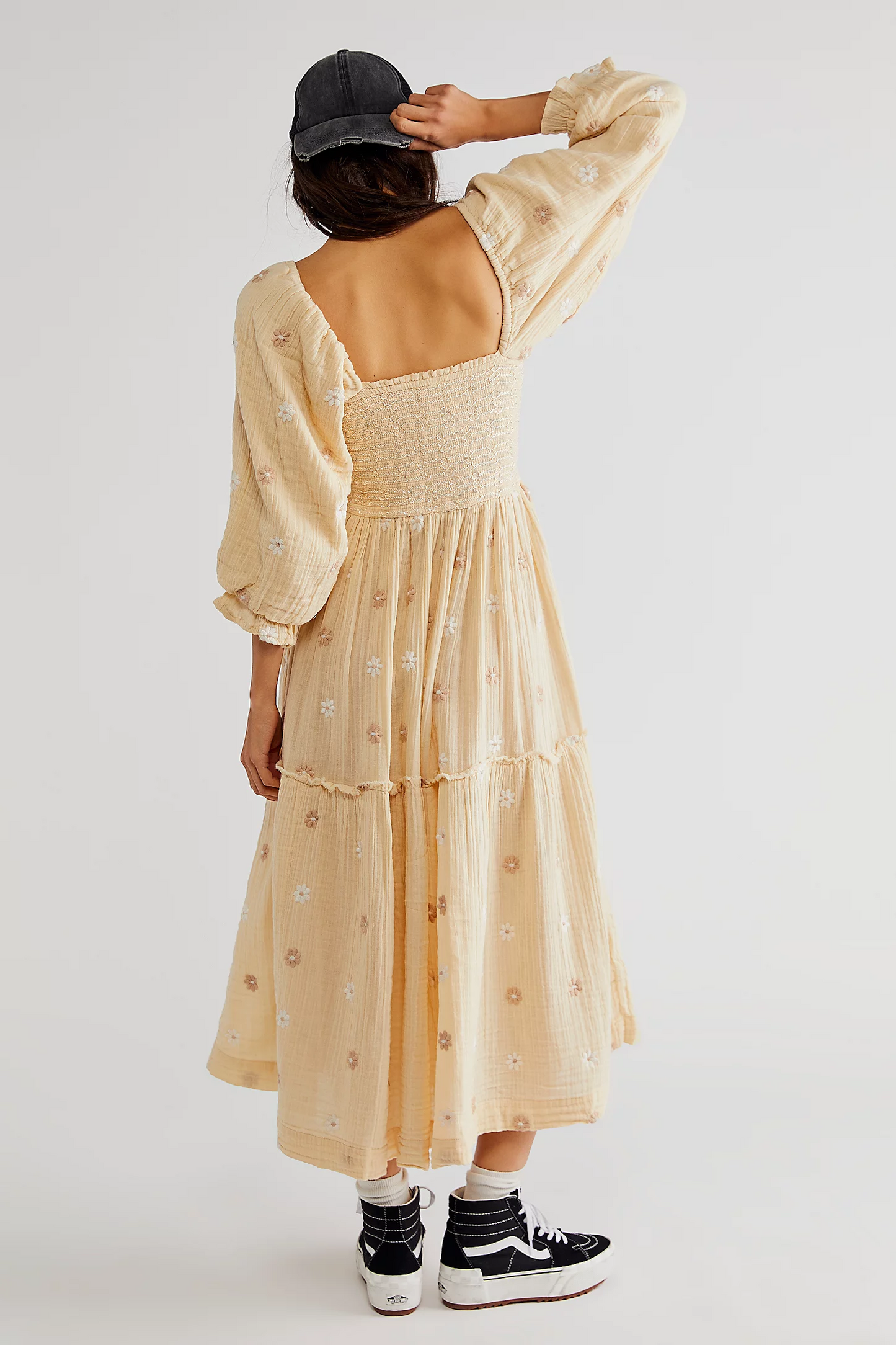 Spring new leisure horn sleeve heavy embroidery square collar sunflower big swing dress circle
